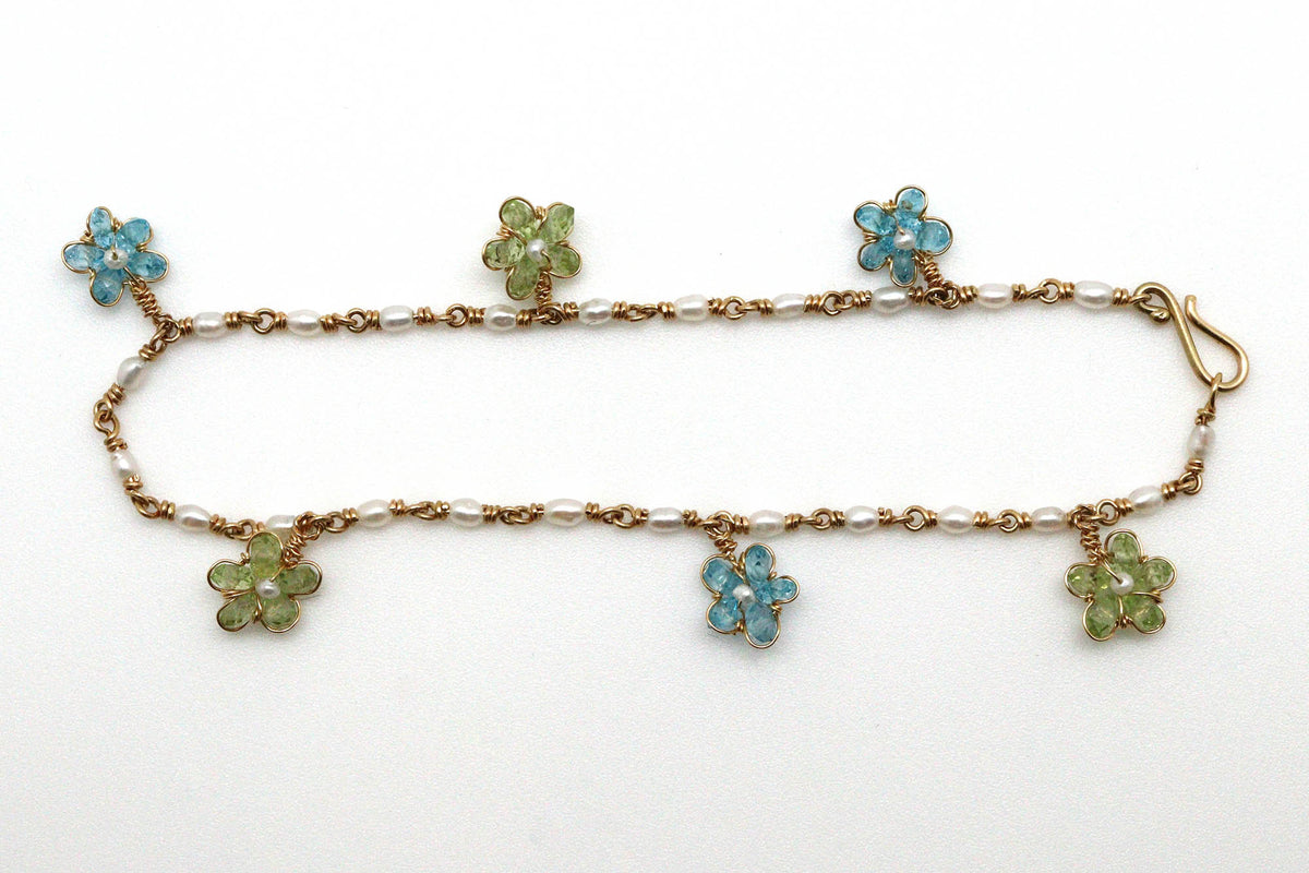 Bracelet - 18k gold, Blue Topaz, Peridot, mixed Pearl