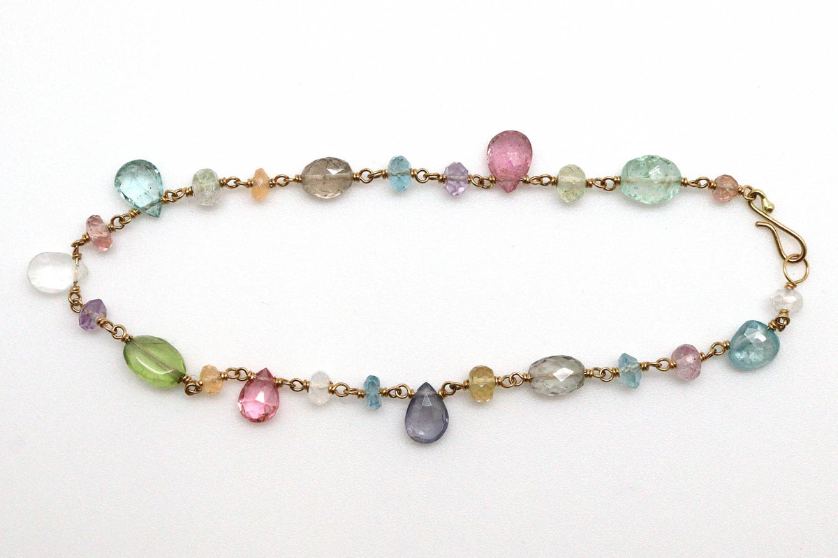 Bracelet - 18k, mixed pastel stones