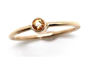 Rings - 14k gold, Yellow Sapphire